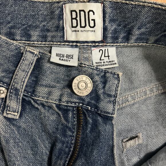 BDG Urban Outfitters High Rise Baggy Jeans Size 24 Distressed Casual 90’s Retro - Picture 3 of 12